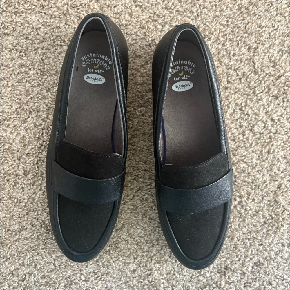 Unworn Dr. Scholl's Women's Classic Black Flats/loafers size 9